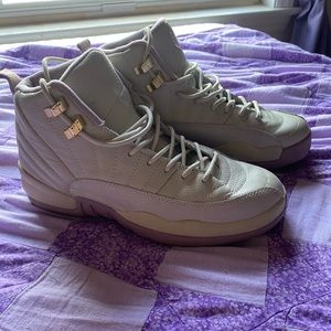 purple and tan 12s